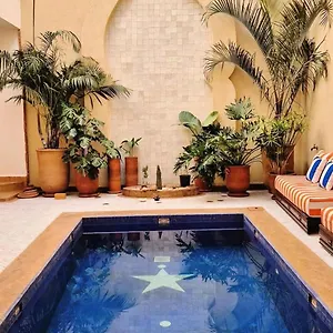 riad-babmoon-private-riad-with-pool-rooftop.marrakeshhotelsmorocco.com/