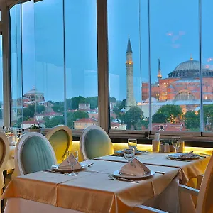 The *** Estambul